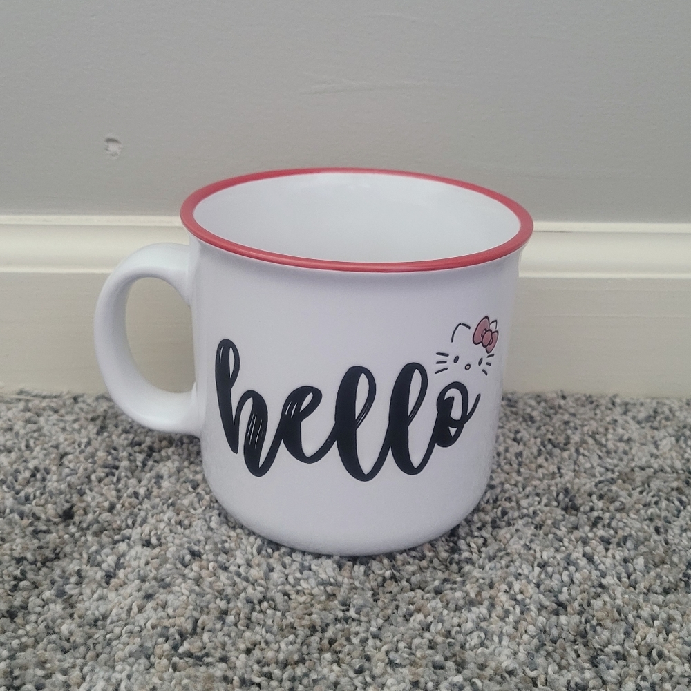 Hello Kitty Mug - Picture 2 of 3